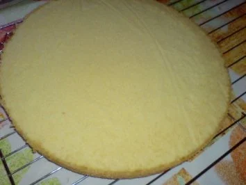 Rezept: Waldmeistertorte Bild Nr. 12 Waldmeistertorte - Rezept - Bild Nr. 12