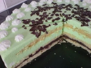 Rezept: Waldmeistertorte Bild Nr. 28 Waldmeistertorte - Rezept - Bild Nr. 28