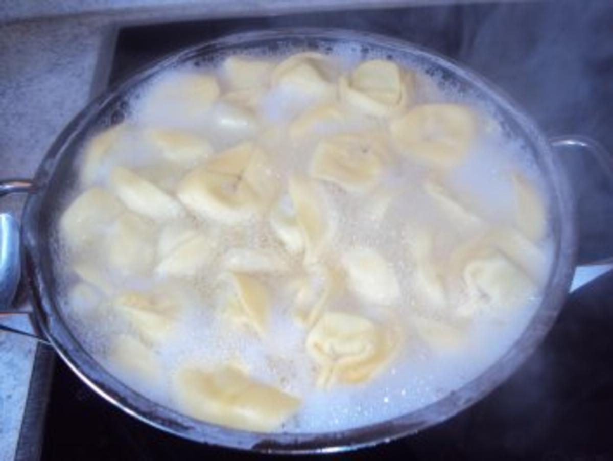 Champignon-Käse Tortellini - Rezept - Bild Nr. 2