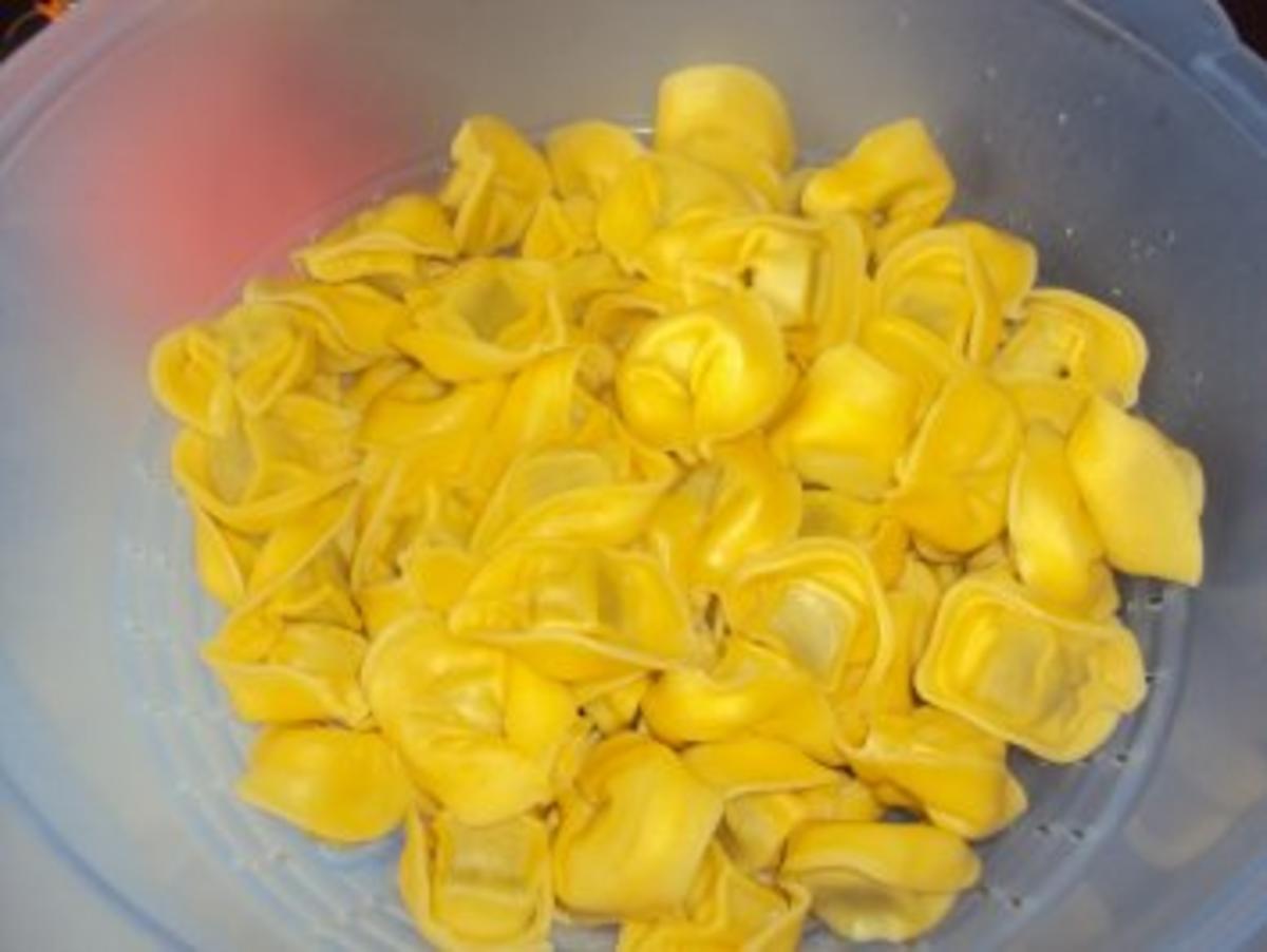 Champignon-Käse Tortellini - Rezept - Bild Nr. 3
