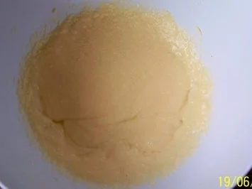 Backen: Erdbeer-Torte mit Quark-Sahne - Rezept - Bild Nr. 2