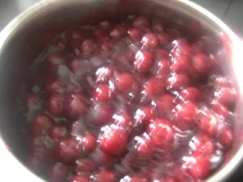 Kirschkuchen mit Baiserdecke - Rezept - Bild Nr. 7