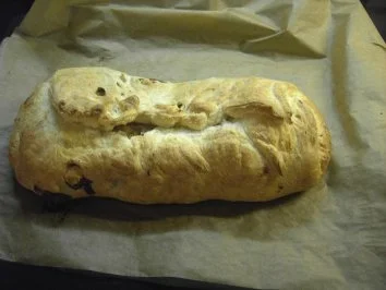 Hackfleisch - Blätterteigrolle mit Hack und Pilzen - Rezept