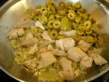 Rezept: Hähnchen mit Oliven Bild Nr. 4 Hähnchen mit Oliven - Rezept - Bild Nr. 4