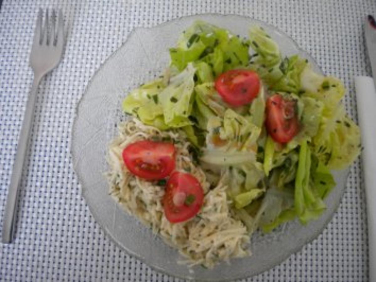 Bilder für Rindshuft mit Teigwaren und Salat - Rezept