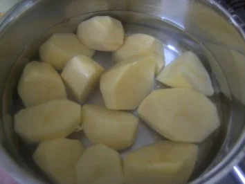 Bärlauch-Zwiebelsoße mit - Rezept - Bild Nr. 9