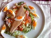 Forellenfilet auf buntem Salat - Rezept