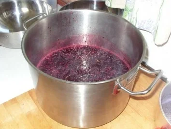 Rezept: Holundermousse Bild Nr. 3 Holundermousse - Rezept - Bild Nr. 3