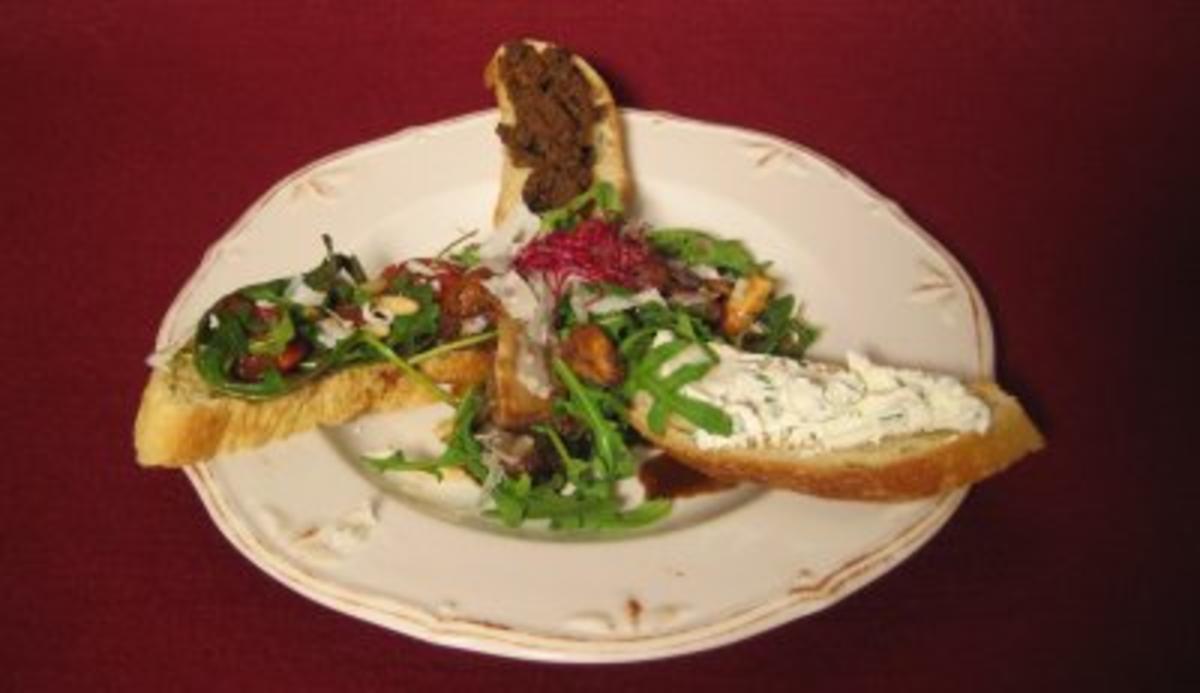 Warmes Pilzintermezzo auf Rucola mit dreierlei Crostini us de Lameng -
Rezept By Das perfekte Dinner