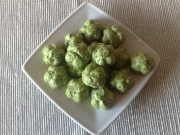 Rezept: Bärlauch-Walnuß Butter Bärlauch-Walnuß Butter - Rezept