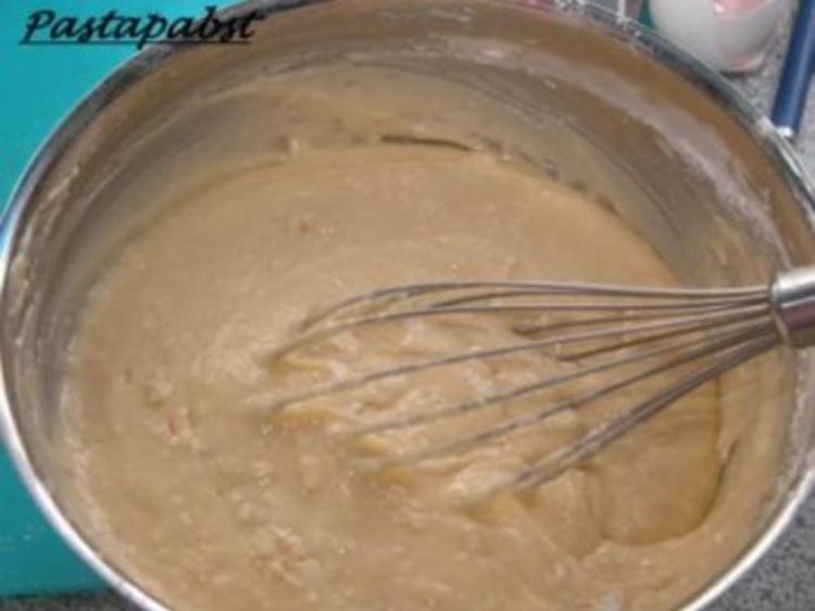 Rhabarbermuffins mit Mehl und Backpulver - Rezept mit Bild - kochbar.de