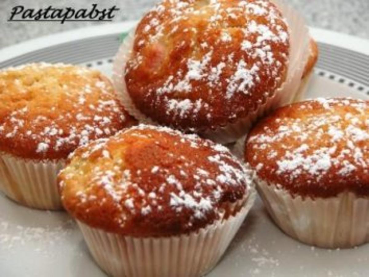 Rhabarbermuffins mit Mehl und Backpulver - Rezept mit Bild - kochbar.de