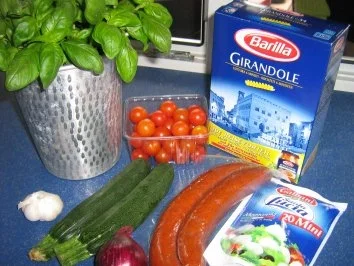 Rezept: Cabanossi-Zucchini-Girandole Bild Nr. 2 Cabanossi-Zucchini-Girandole - Rezept - Bild Nr. 2