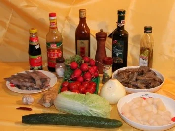 Salatinsel in See aus Meeresfrüchten - Rezept - Bild Nr. 2