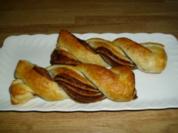 2 kleine Blätterteig-Nutella-Zöpfe - Rezept