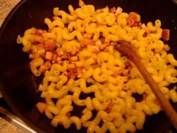 Rezept: Lisa`s Lieblingsnudeln Bild Nr. 4 Lisa`s Lieblingsnudeln - Rezept - Bild Nr. 4