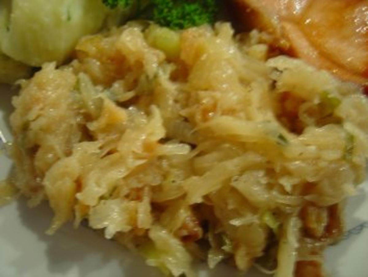 Schmor-Sauerkraut Als Herzhafte Beilage - Rezept - Kochbar.de