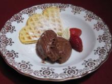 Hausgemachte Waffeln mit Mousse au Chocolat - Rezept