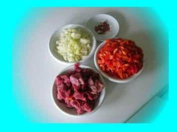 Rezept: Ungarisches Gulasch Bild Nr. 2 Ungarisches Gulasch - Rezept - Bild Nr. 2