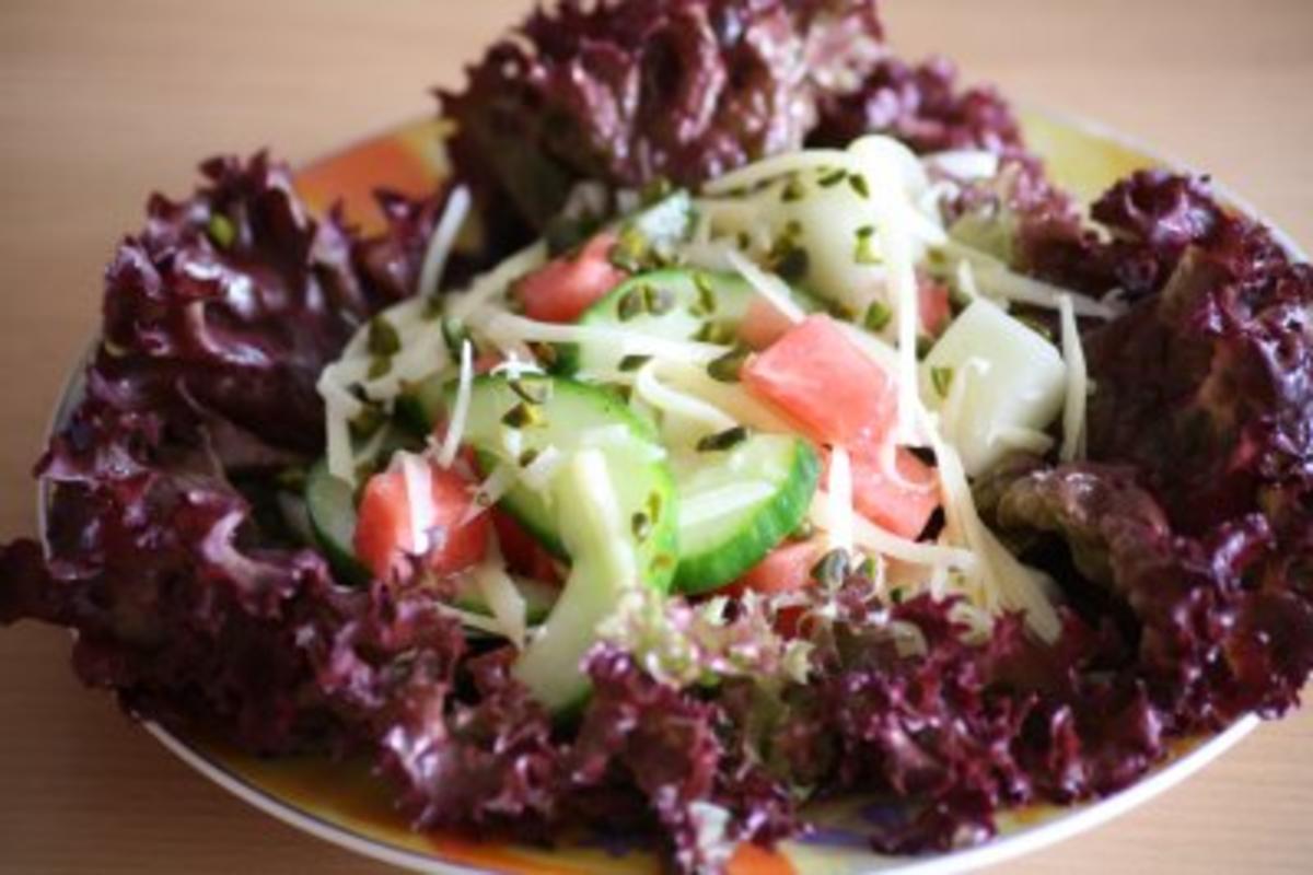 Käse-Melonen-Salat - Rezept