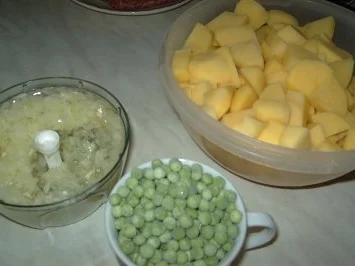 Rezept: Süliyemek - Hackbällchentopf Bild Nr. 2 Süliyemek - Hackbällchentopf - Rezept - Bild Nr. 2