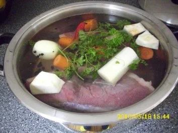 Hausgemacht Rinderbrühe - Rezept