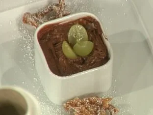 Schokoladen-Trüffelrahmeis mit Bananenblüten (Günther Kaufmann) - Rezept