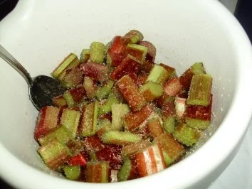 Kuchen/Torte...Rhabarberkuchen - Rezept - Bild Nr. 3