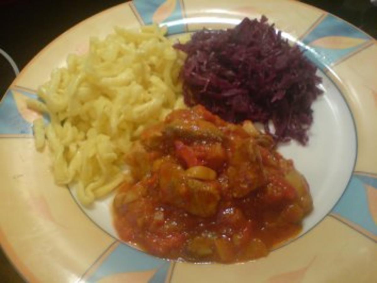 Paprika-Pilz-Gulasch - Rezept mit Bild - kochbar.de