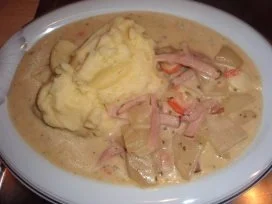 Gemüse & Co: Kräuterkohlrabi mit Schinken und Kartoffelpüree - Rezept