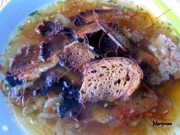 Zwiebel-Brot-Suppe - Rezept