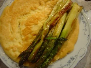 Omelette mit grünem Spargel und Lauchzwiebeln - Rezept - Bild Nr. 6