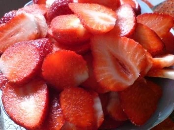 Erdbeer-Rhabarber-Torte - Rezept - Bild Nr. 11