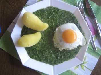 Gemüse – Hacksteak a’la Meyer auf Wildkräuterspinat - Rezept