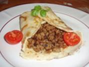Palatschinken: Pikant gefüllte Palatschinken - Rezept