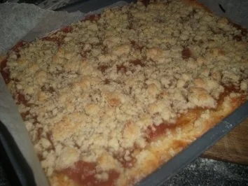 Rezept: Rhabarber-Streuselkuchen mit Quark-Butter-Teig Bild Nr. 2 Rhabarber-Streuselkuchen mit Quark-Butter-Teig - Rezept - Bild Nr. 2