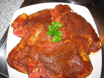 Grillfleisch ganz einfach selber marinieren - Rezept