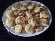 Blätterteigschneckle mit Frischkäse - Rezept