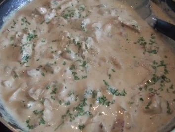 Grüne Bandnudeln mit Sauce a la Funghi - Rezept - Bild Nr. 3