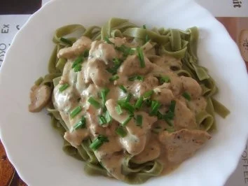 Grüne Bandnudeln mit Sauce a la Funghi - Rezept - Bild Nr. 4