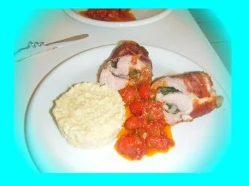 Manchego Kalbsröllchen auf Cocktail-Tomaten - Rezept