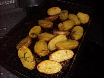 Rezept: Schweinebraten "Greek" mit Schmorgemüse und Rosmarinkartoffel Bild Nr. 3 Schweinebraten "Greek" mit Schmorgemüse und Rosmarinkartoffel - Rezept - Bild Nr. 3