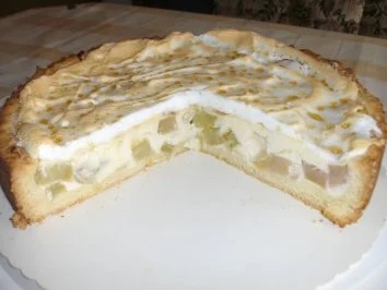 Rhabarberkuchen mit Vanillepudding - Rezept