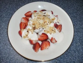 Erdbeeren mit Joghurt... - Rezept