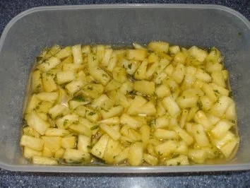 Rezept: Annanasbowle Bild Nr. 2 Annanasbowle - Rezept - Bild Nr. 2