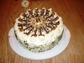 Rezept: Beschwipste Pfirsichtorte (28er Springform, 16 Stücke) Bild Nr. 2 Beschwipste Pfirsichtorte (28er Springform, 16 Stücke) - Rezept - Bild Nr. 2