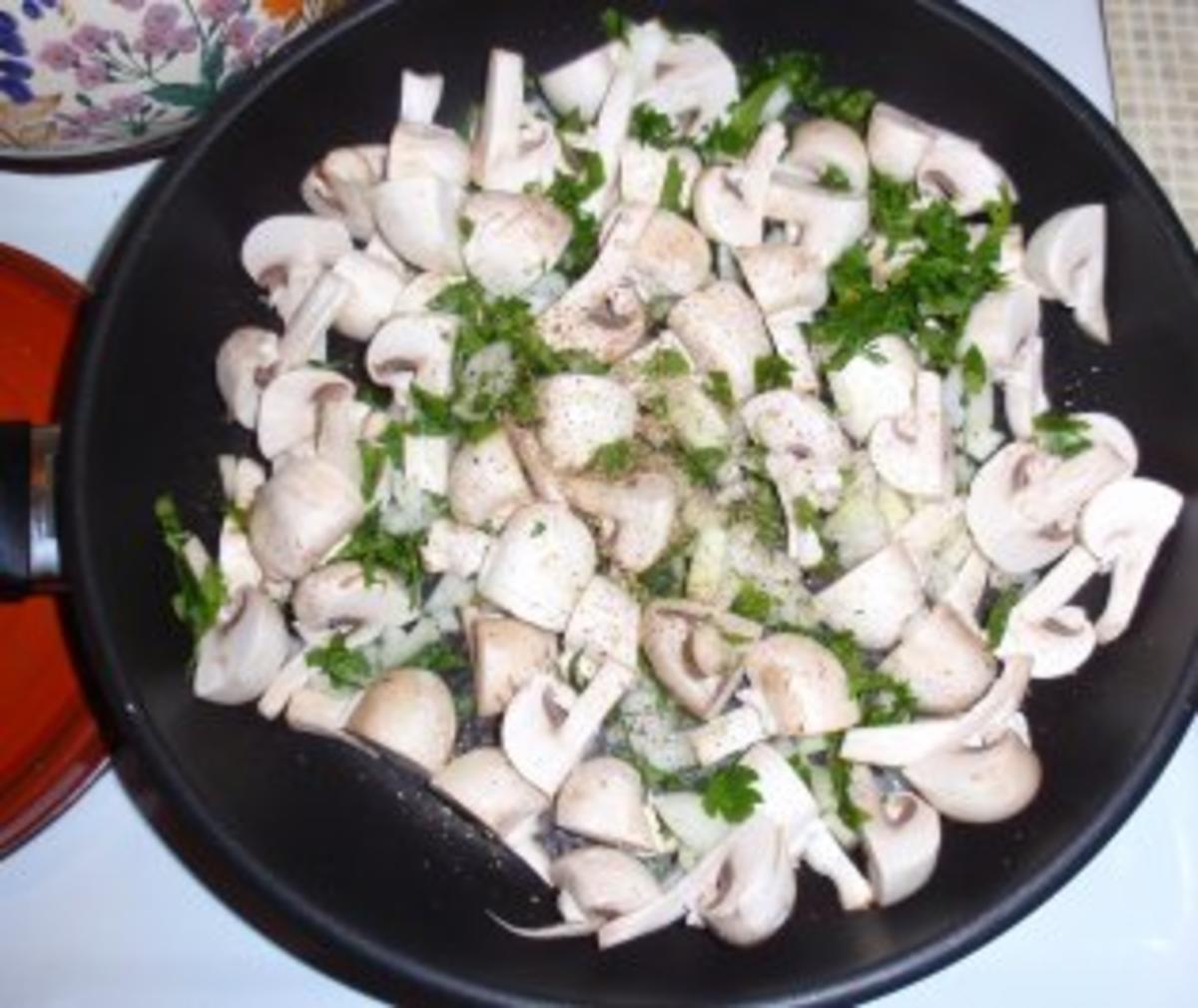 Champignon-Putengeschnetzeltes mit Spaghetti - Rezept - Bild Nr. 3