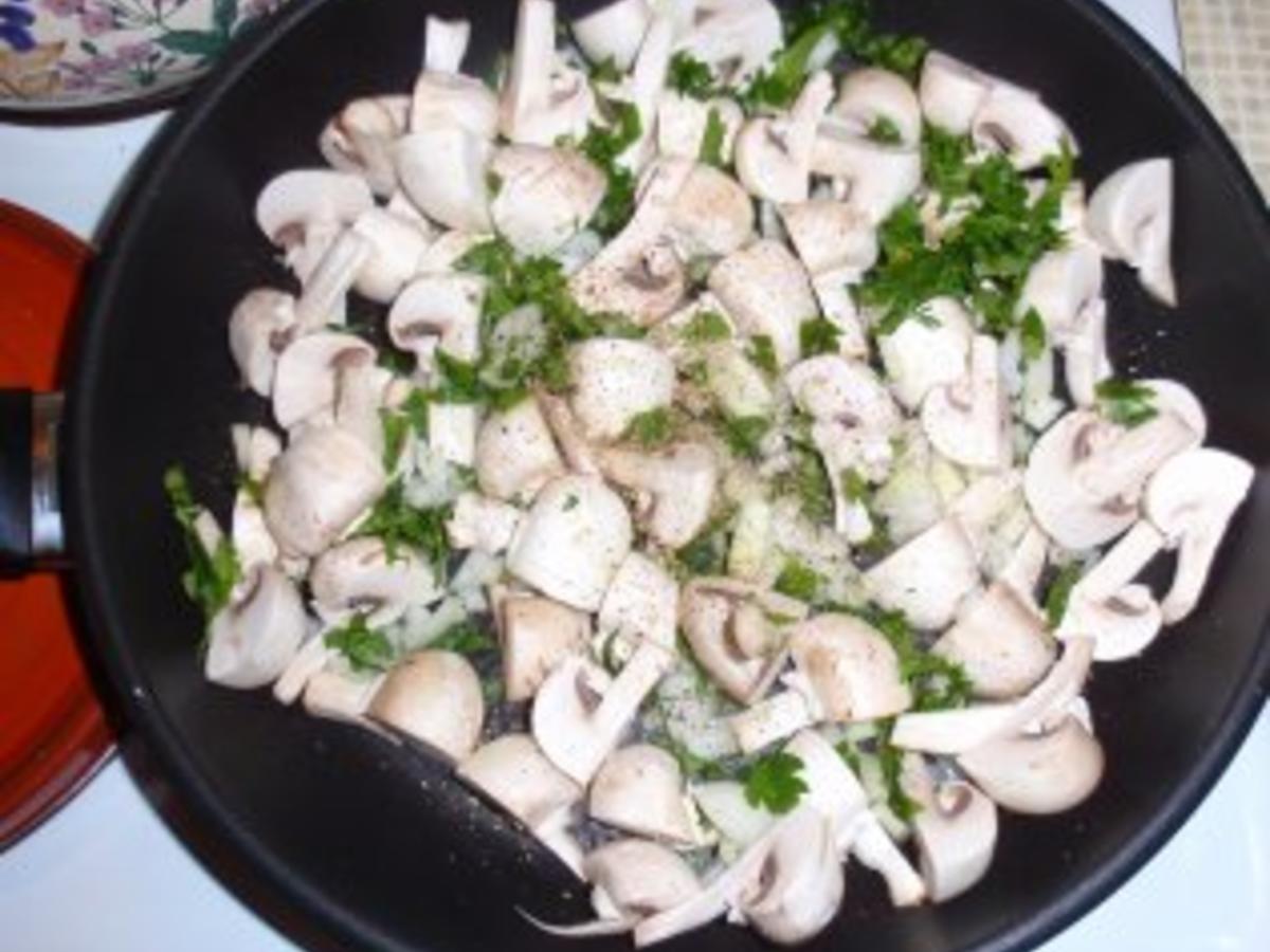 Champignon Putengeschnetzeltes mit Spaghetti - einfach - 182 kcal/100g