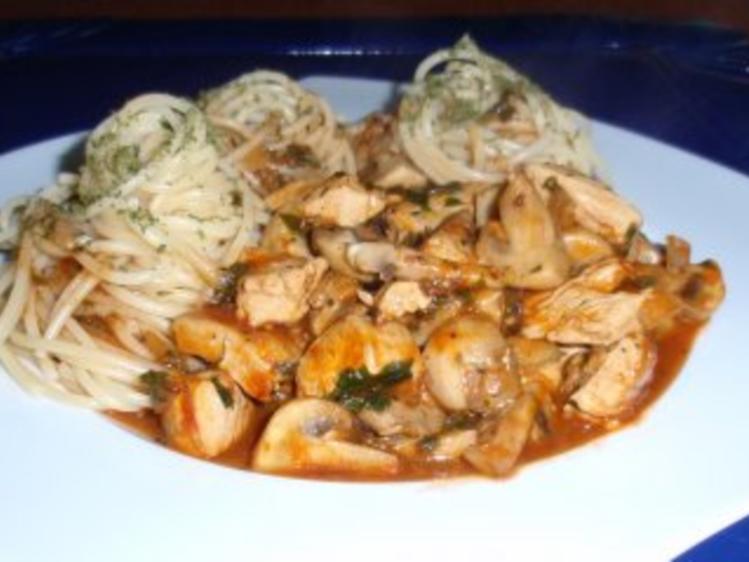 Champignon-Putengeschnetzeltes mit Spaghetti - Rezept - kochbar.de