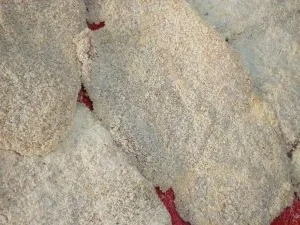 Haselnussschnitzel mit krossem Schinken und Pinienkernen an überbackenem grünem Spargel - Rezept - Bild Nr. 2